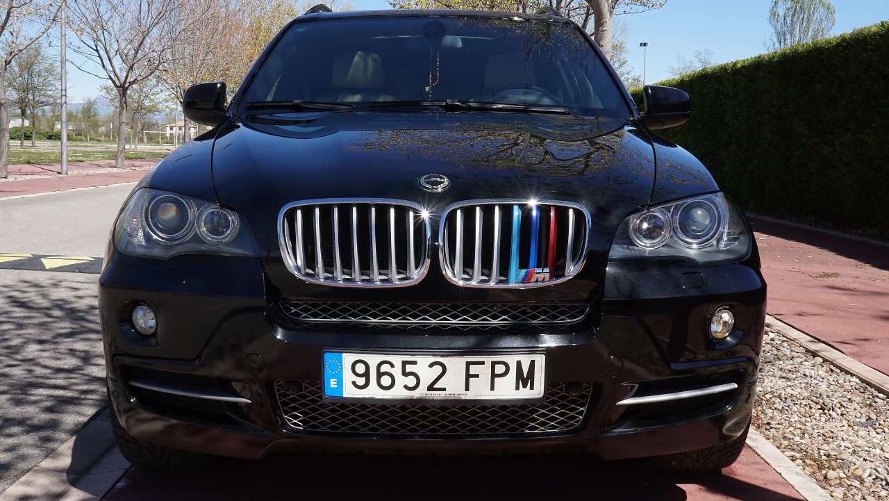 BMW X5 xDrive 30dA 2008 foto 2