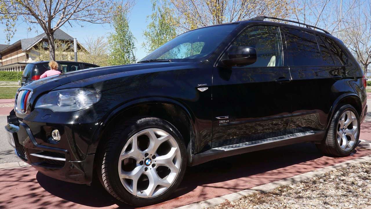 BMW X5 xDrive 30dA 2008 foto 3